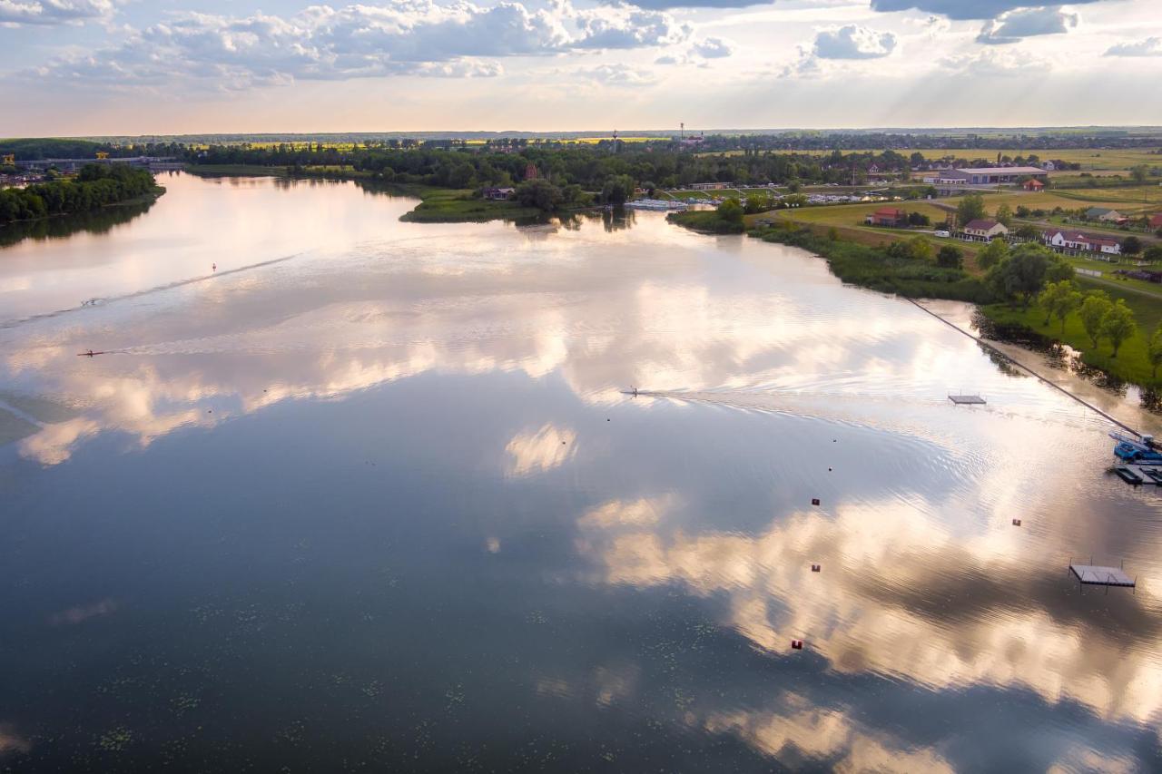 Tisza-To Apartmanpark Kisköre Esterno foto